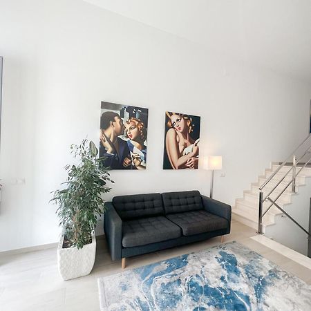 Cozy And Modern Family Flat Carihuela Apartment Torremolinos Bagian luar foto