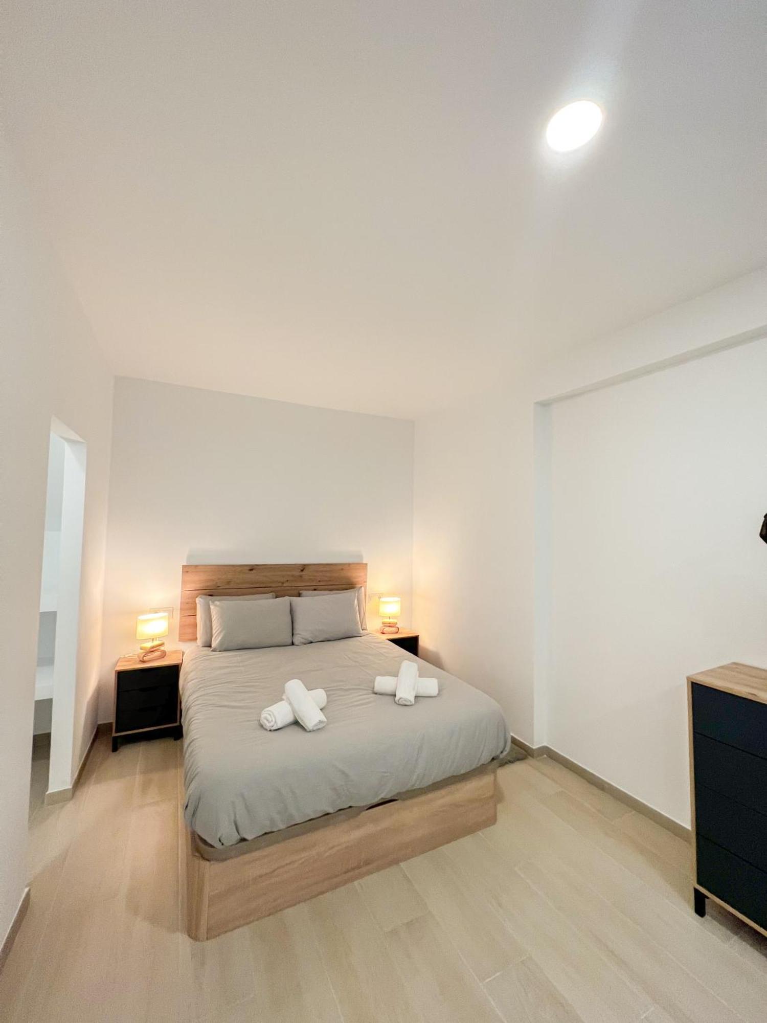 Cozy And Modern Family Flat Carihuela Apartment Torremolinos Bagian luar foto