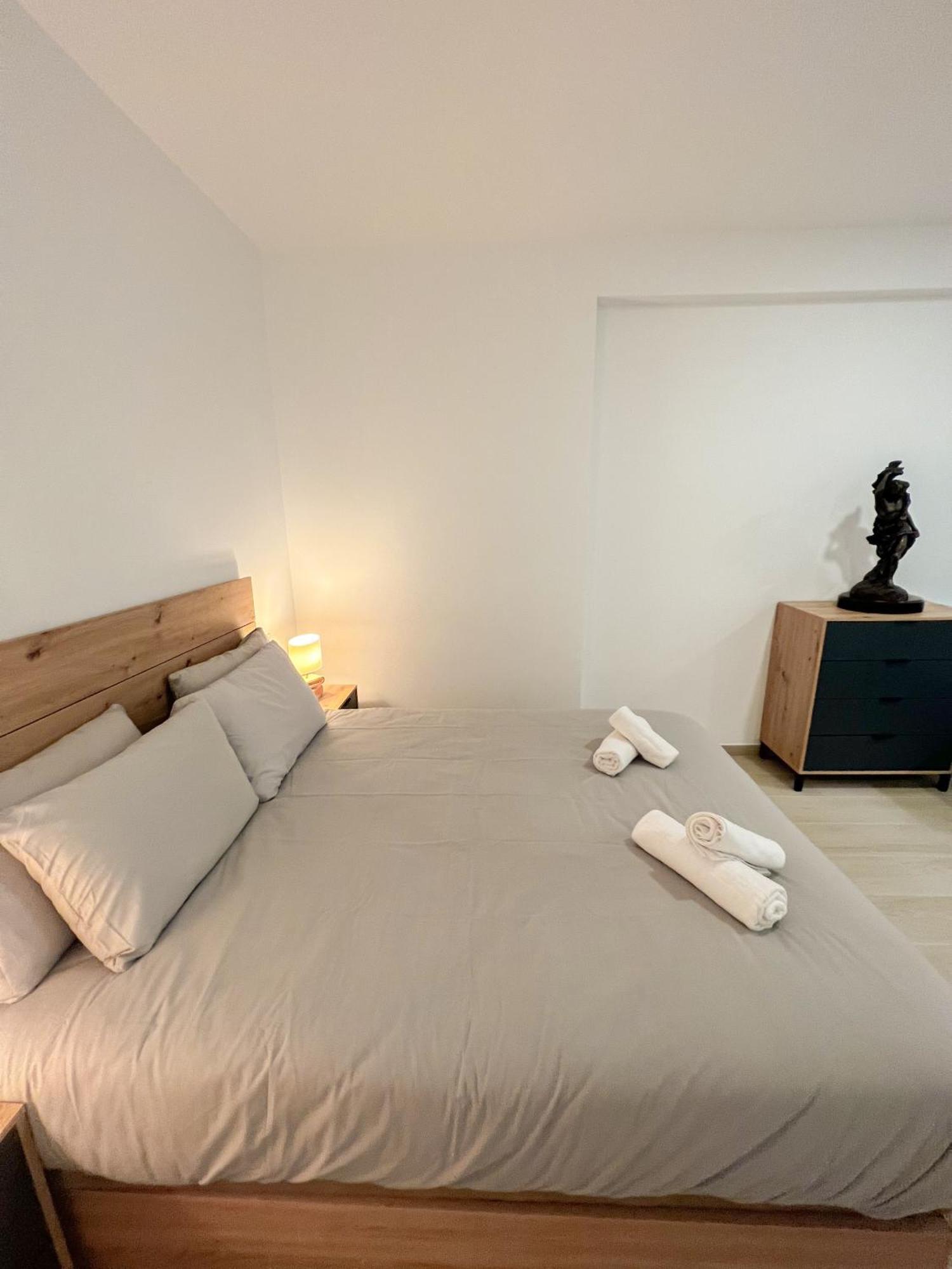 Cozy And Modern Family Flat Carihuela Apartment Torremolinos Bagian luar foto