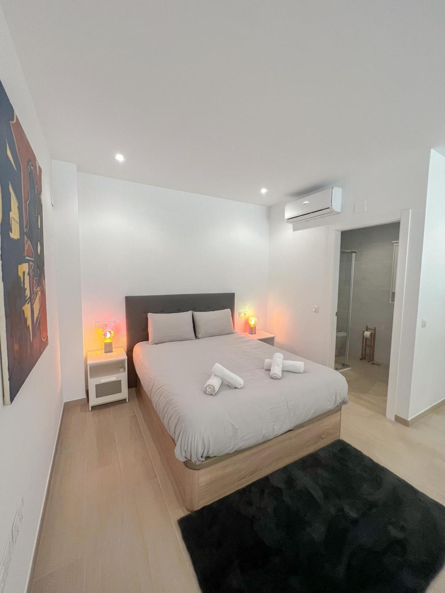 Cozy And Modern Family Flat Carihuela Apartment Torremolinos Bagian luar foto