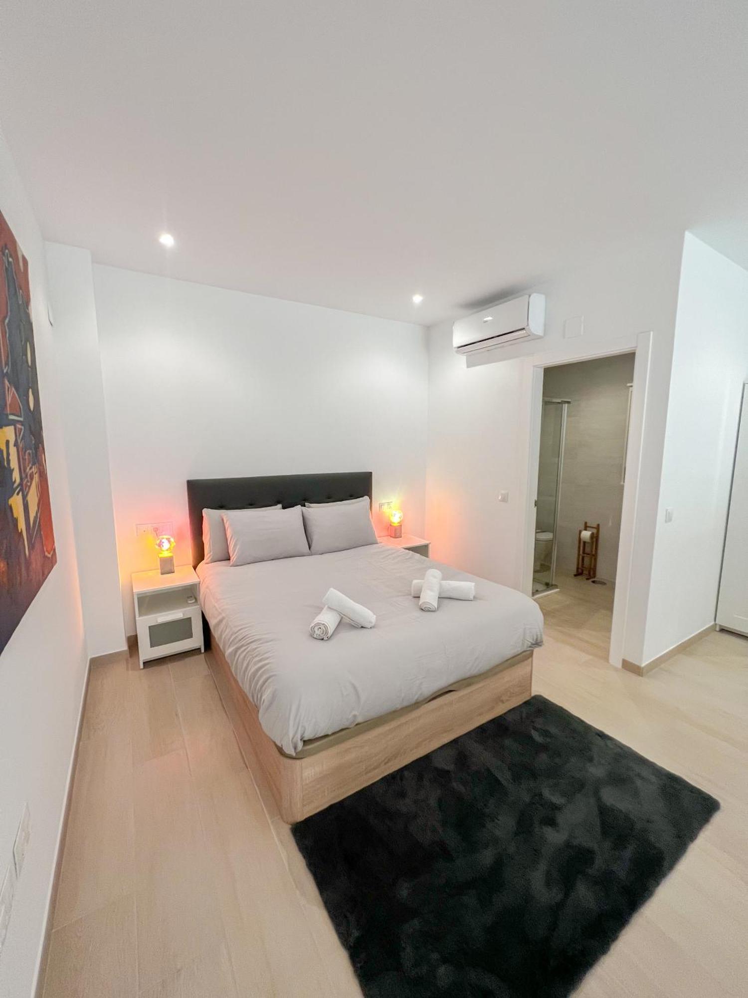 Cozy And Modern Family Flat Carihuela Apartment Torremolinos Bagian luar foto