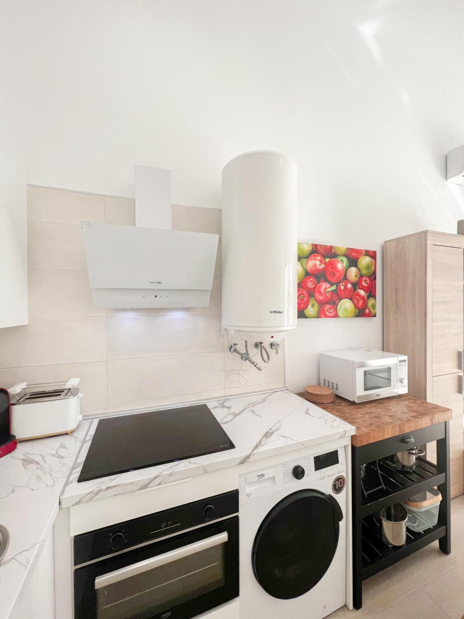 Cozy And Modern Family Flat Carihuela Apartment Torremolinos Bagian luar foto